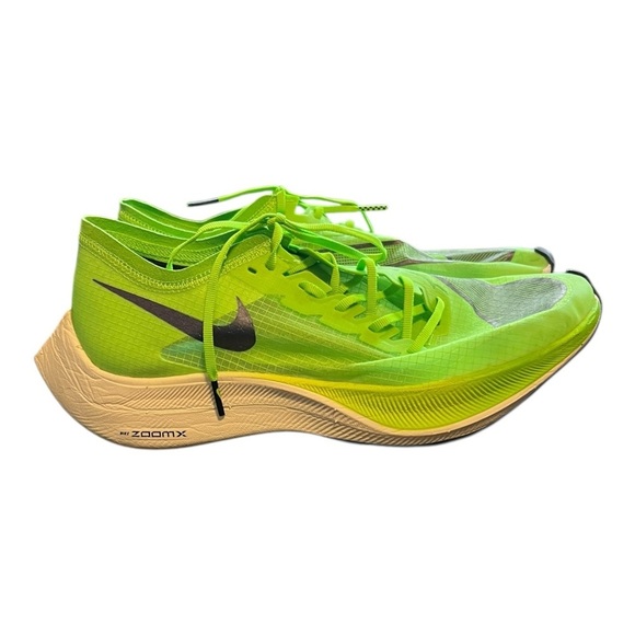 Nike ZoomX Vaporfly NEXT% – Size 10.5